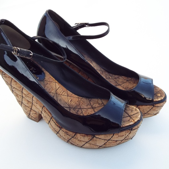Chanel Quilted Patent Leather CC Wedge Pumps - Picture 3 of 8